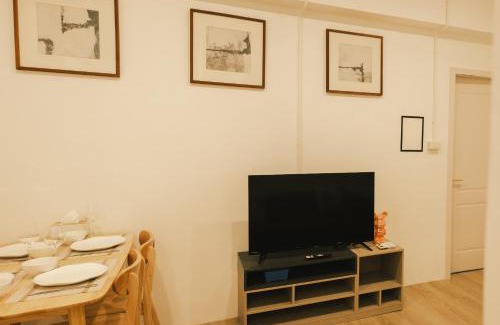 Silom Apartment | City Silom I King Bed I Sleep 3 I 2 Bedroom