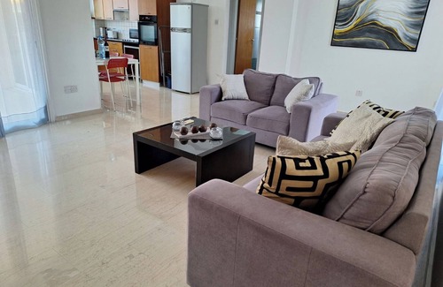 Strovolos Apartment | City Sunshine, Strovolos, Nicosia - Excellent location!