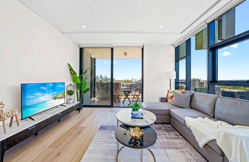 Waterloo Apartment | City View 2 Bedrooms apt in Waterloo