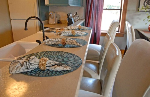 Bloomington Apartment | "City View " King Bed Retreat in Bloomington"