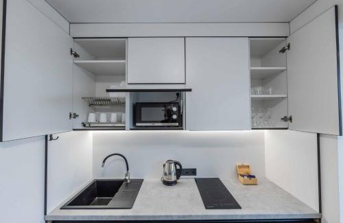 Verkhnie Misto Apartment | CityApartments Kyiv Heroiv Dnipra