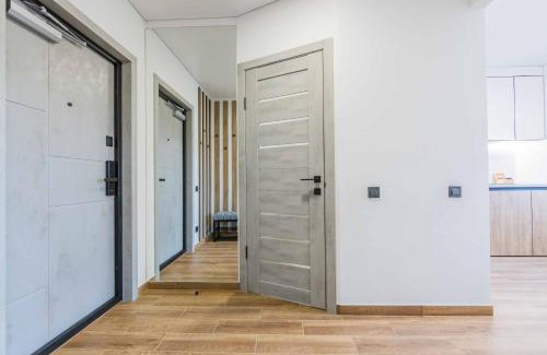 Verkhnie Misto Apartment | CityApartments Kyiv Heroiv Dnipra