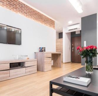 Stare Miasto Apartment | CityHeaven with parking and AC