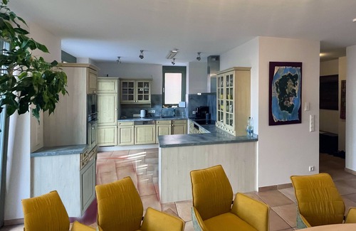 Marktheidenfeld House | CityHouse Apartments - Modern Townhouse Deluxe