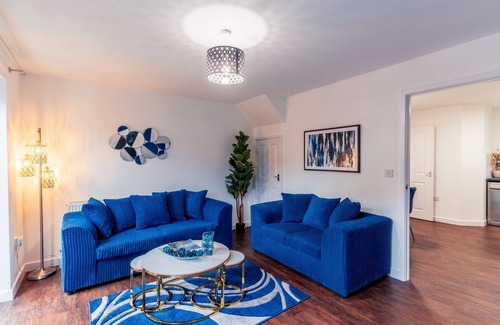 Framwellgate Moor Apartment | Cityscape Oasis in Durham