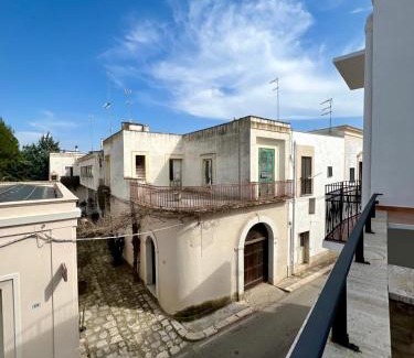 Bernalda House | Civico 18