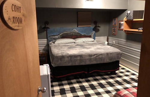 Clam Gulch Bed & Breakfast | Clam Gulch Lodge