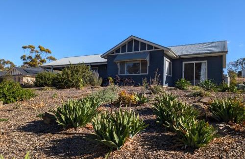 Upper Wakefield House | Clare Valley Escape