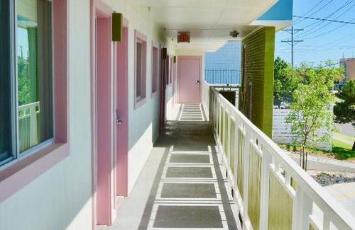 Midtown Hotel | Classen Inn