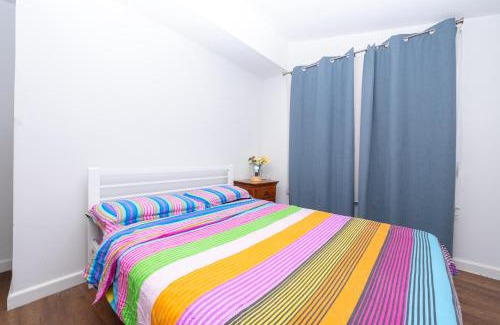 Corio Apartment | Classic decor, freshly painted 3 by 2 quiet home
