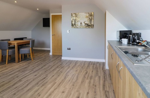 Dyserth Cottage | CLASSIC LODGE 30, family friendly, with pool in Dyserth