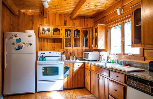 Bucksport House | Classic Log Home on Pristine Maine Pond Kayaking Heaven, Loons, Bald Eagles