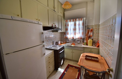 Thissio Apartment | Classy 2 bedroom apartment under Acropolis at Thissio Metro