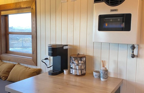Division No. 3 Cottage | Classy Hillside Tiny House