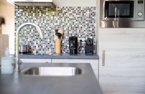Alphen House | Classy Holiday Home in Alphen with Garden