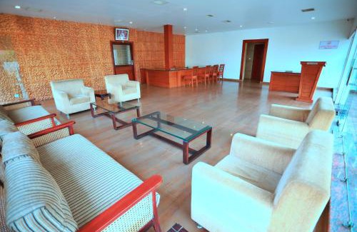 Chalakudy Hotel | Clay House