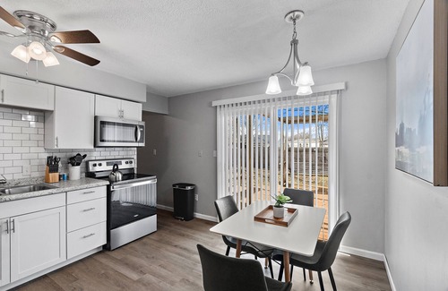 Prairieton House | Clean & Comfortable Updated Home