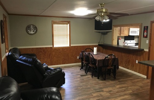 Boothville Cabin | "Clean/Maintained Fully Furnished Lodging"-Yellowfin Lodge
