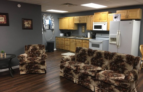 Newcomb Apartment | CLEARFORK CREEK LODGING & RV CAMPGROUND
