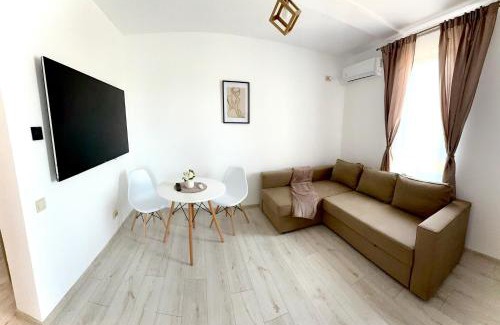Ghiroda Apartment | Cleo Residence 4 Ghiroda