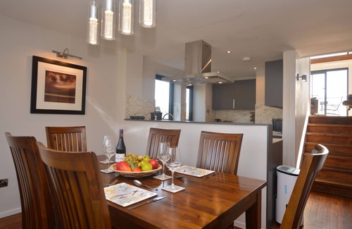 Wemyss Bay House | Cliff Top - Bubbling Springs - spectacular sea views. Sleeps 4 guests