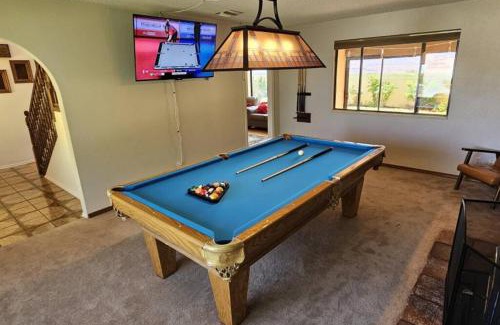 Page House | Cliff Views - Hot Tub - SUPs - Boat Parking - Sleeps 16