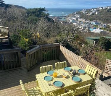 Portreath Villa | Cliffside 3 Bedroom House with Sea Views