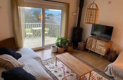 Portreath Villa | Cliffside 3 Bedroom House with Sea Views