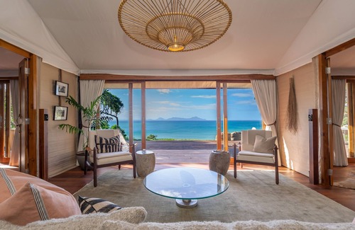 Mangawhai Heads Cabin | Clifftops - luxury tented lodge, sweeping views & beach, 90 mins from Auckland
