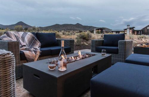 Powell Butte House | Clint by AvantStay Located Within The Brasada Ranch Community Golf Course Pool Hot Tub