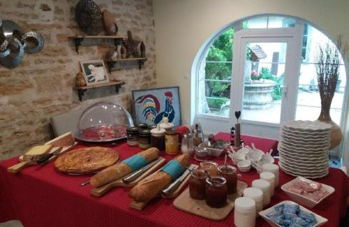Saint-Lothain Bed & Breakfast | Clos De La Gourmandière