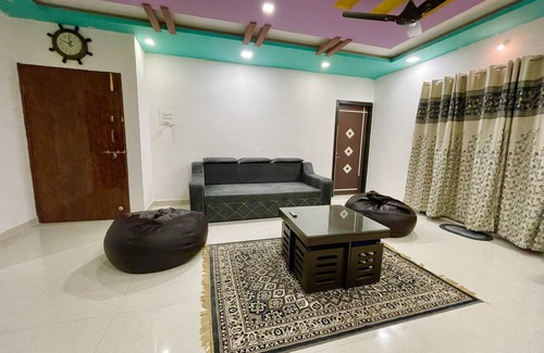 Paud Apartment | Close to balewadi and Hinjewadi.Spacious apartment close to nature.