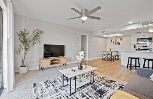 Mesa Apartment | Close to Hospitals, Dining, Parks & Light Rail