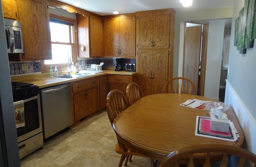 Rochester House | Close to Mayo & Shops, 1 step entry CoveredByFaith