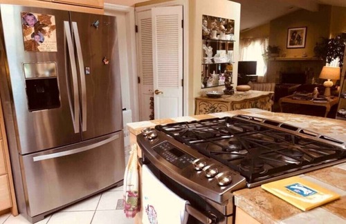 Culver City House | Close to the Beach, Beautiful Culver City home.