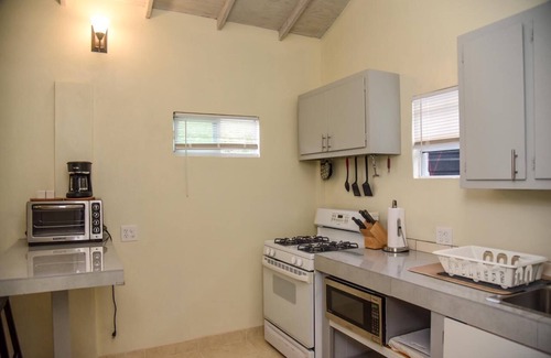 Saint John Parish Cottage | close to the city, supermarkets, beaches & views of the city when you're outside