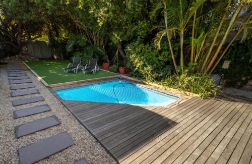 Onrus House | Close to the sea and sea path