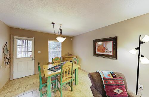 Downtown Santa Fe Apartment | Closson Charmer Apt 2