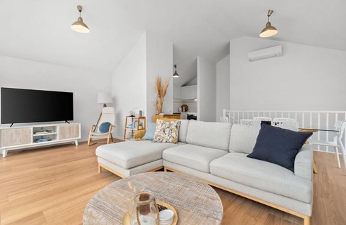 Apollo Bay House | Cloud Nine - Centre of town, walk everywhere