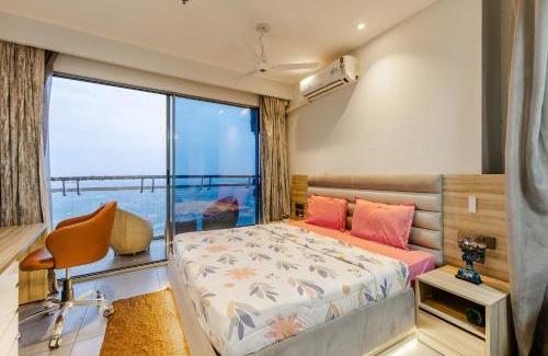 Sector 62 Apartment | Cloud stays 36th floor