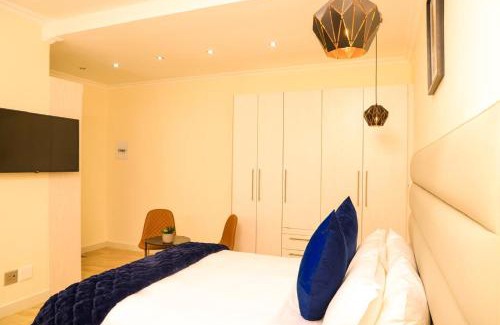 Greater Johannesburg Metropolitan Area Cabin | Clouds 52 Lodge