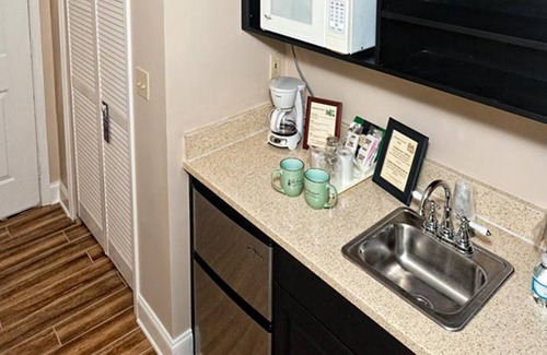 Orange Park Bed & Breakfast | Club Continental