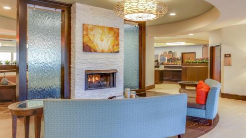 Merry Oaks Hotel | Club Hotel Nashville Inn & Suites