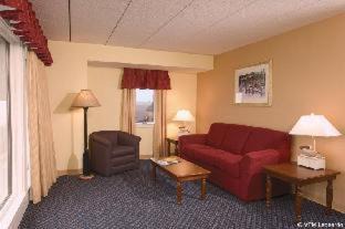 The Point Resort | Club Wyndham Inn on Long Wharf