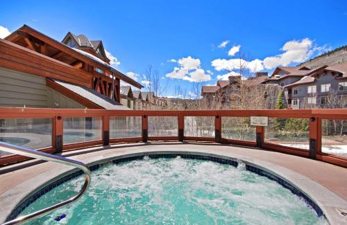 Copper Mountain Apartment | CO422 Copper One Lodge Condo