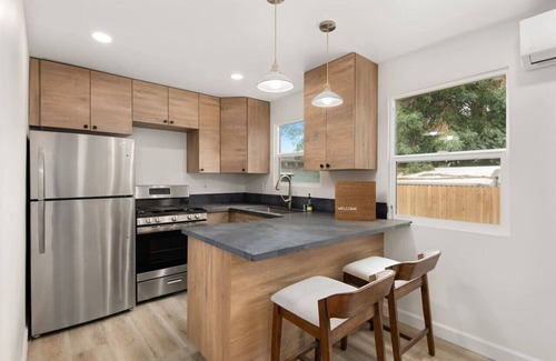 Imperial Beach House | Coastal Charm - 1/1 - Close to All