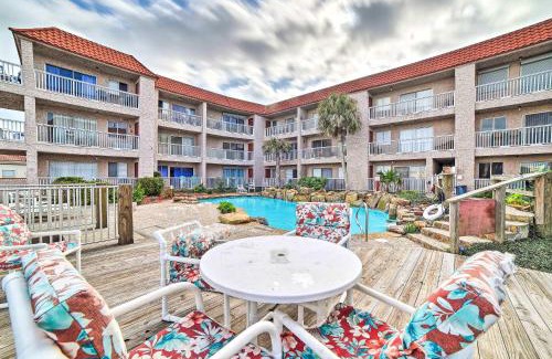 Corpus Christi Apartment | Coastal Condo with Dock Access, 2 Miles to Beach!