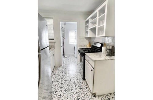 Savannah House | Coastal Cottage A on the Vernon River