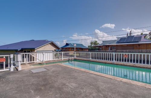 Keaau House | Coastal Keaau Home Ocean and Sunrise Views, Pool