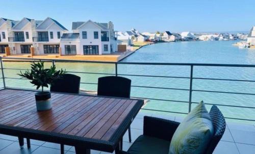 Marina Martinique Apartment | Coastal Life 21 Kingston Place Marina Martinique